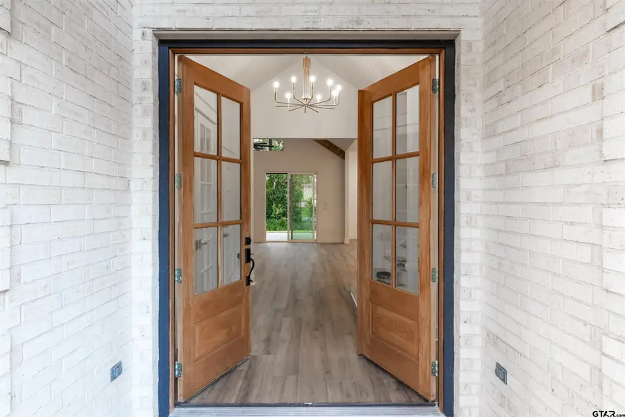 221 Brookside Dr, Hideaway, TX 75771 - Image #2