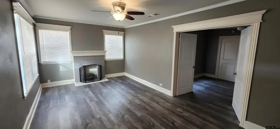 1126 E Houston, Tyler, TX 75702 - Image #2