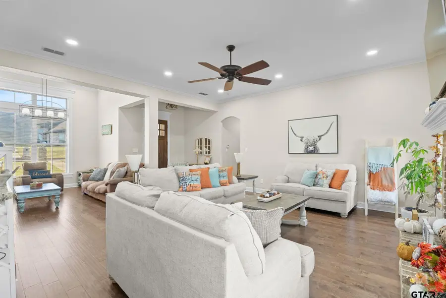 222 SUNNYS HALO BLVD, Bullard, TX 75757 - Image #3