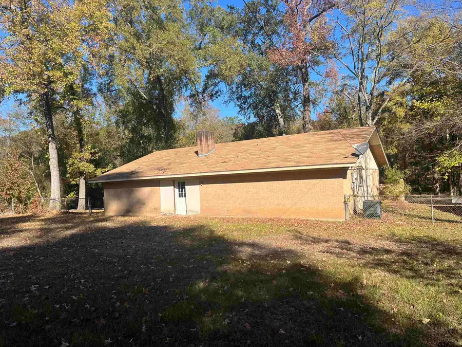 1702 Quail Run, Mount Pleasant, TX 75455 - Image #2