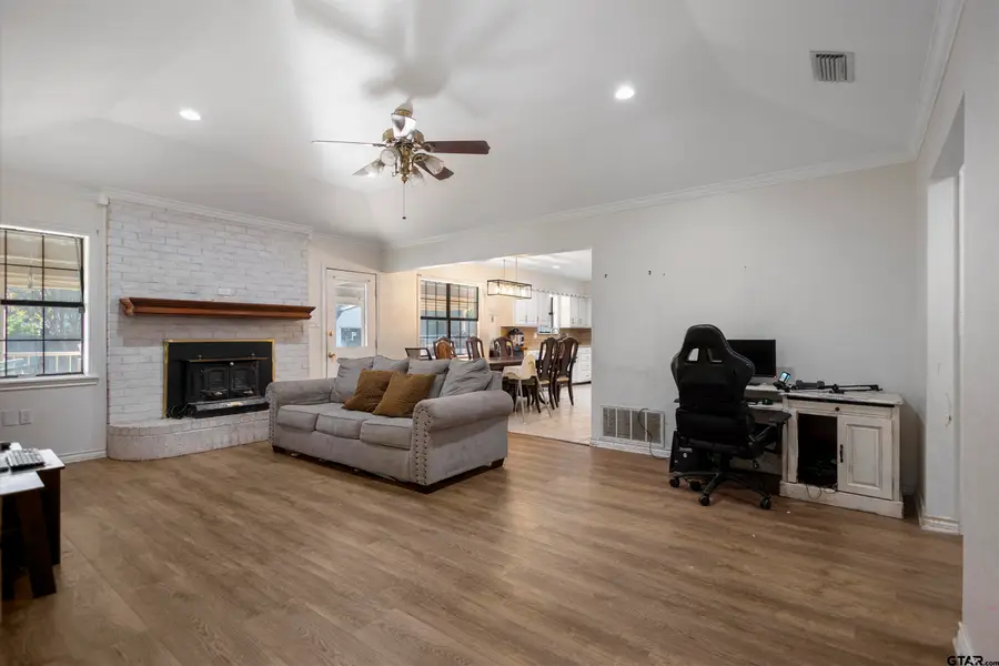 314 Mt. Sylvan, Lindale, TX 75771 - Image #3