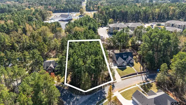 4037 Hanover Place, Tyler, TX 75701