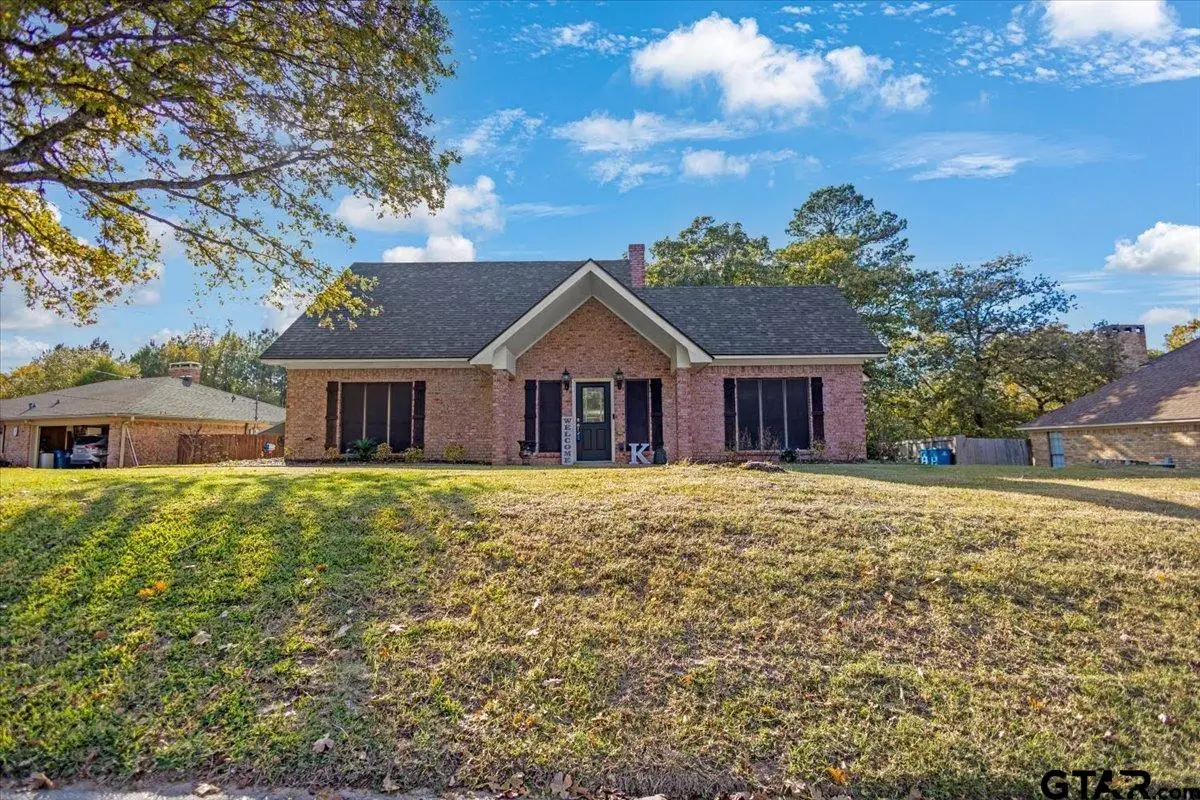 1701 Edgebrook St, Henderson, TX 75652 - Image #1