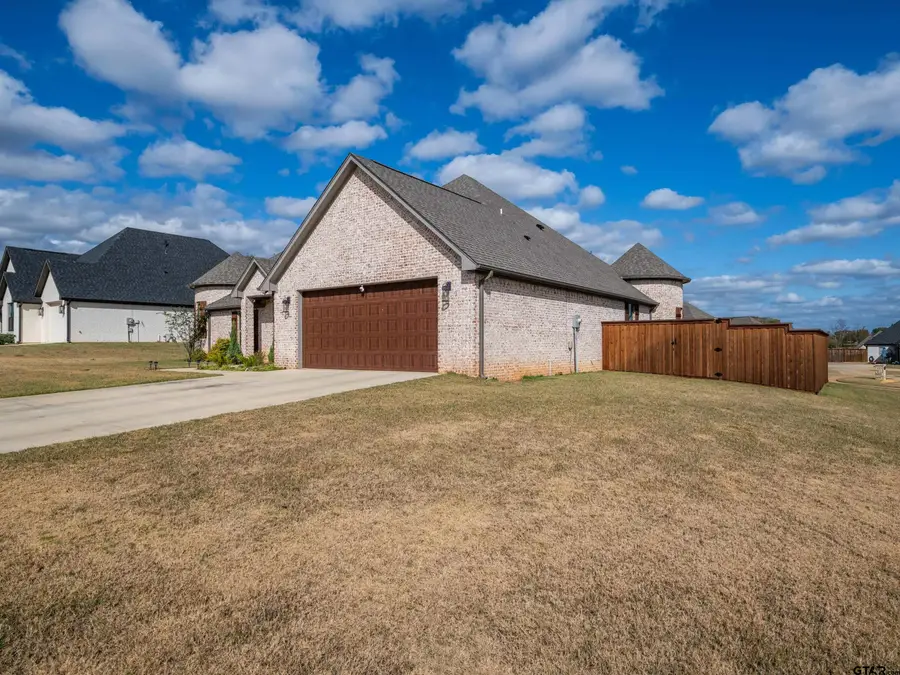 222 Serenity Dr., Bullard, TX 75757 - Image #3