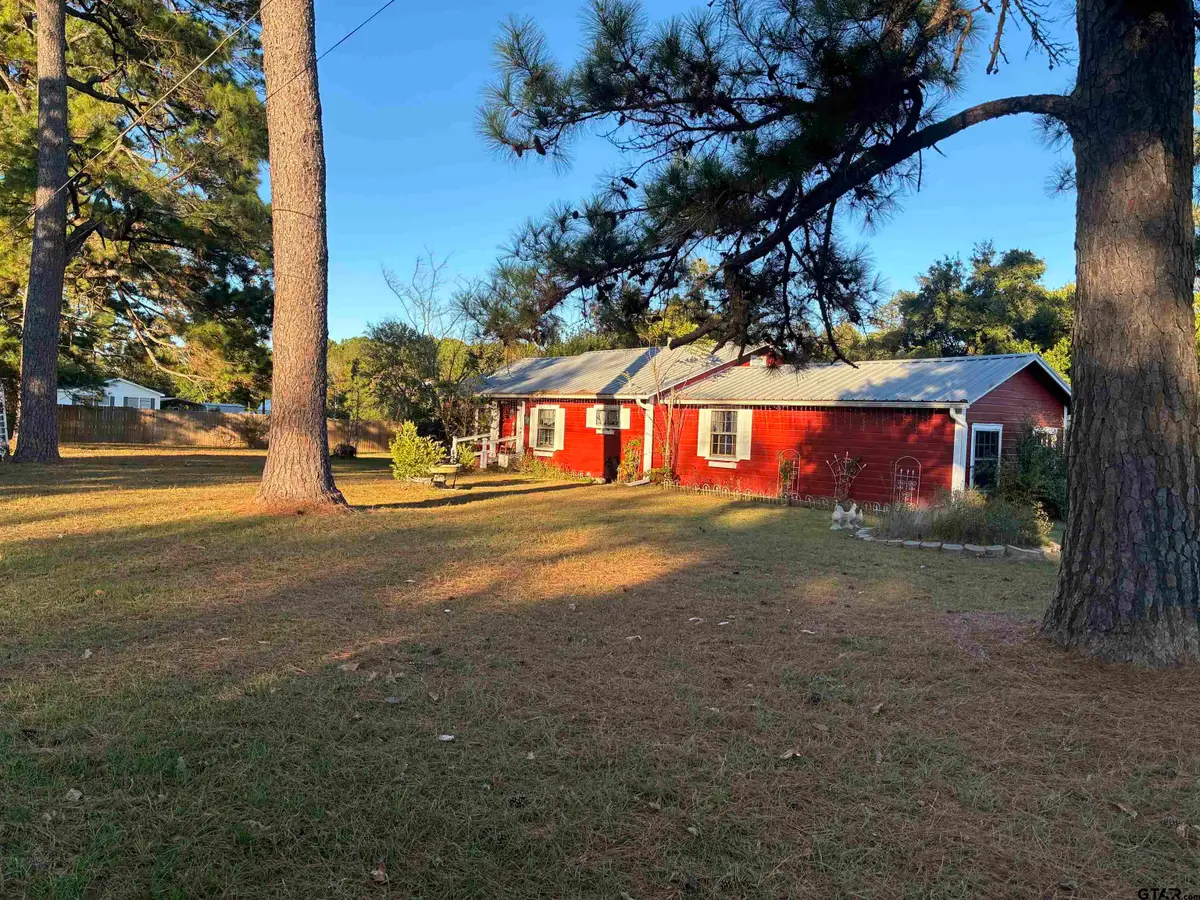 327 Fairview, Rusk, TX 75785 - Image #1