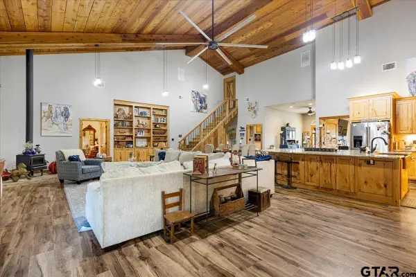 19669 CR 431, Lindale, TX 75771