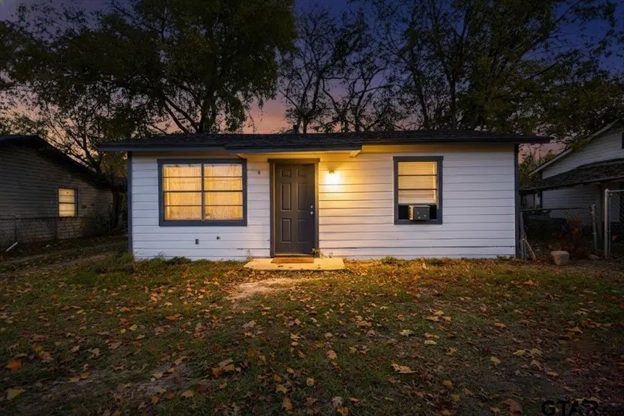 836 Buckley Ave, Tyler, TX 75701 - Image #2