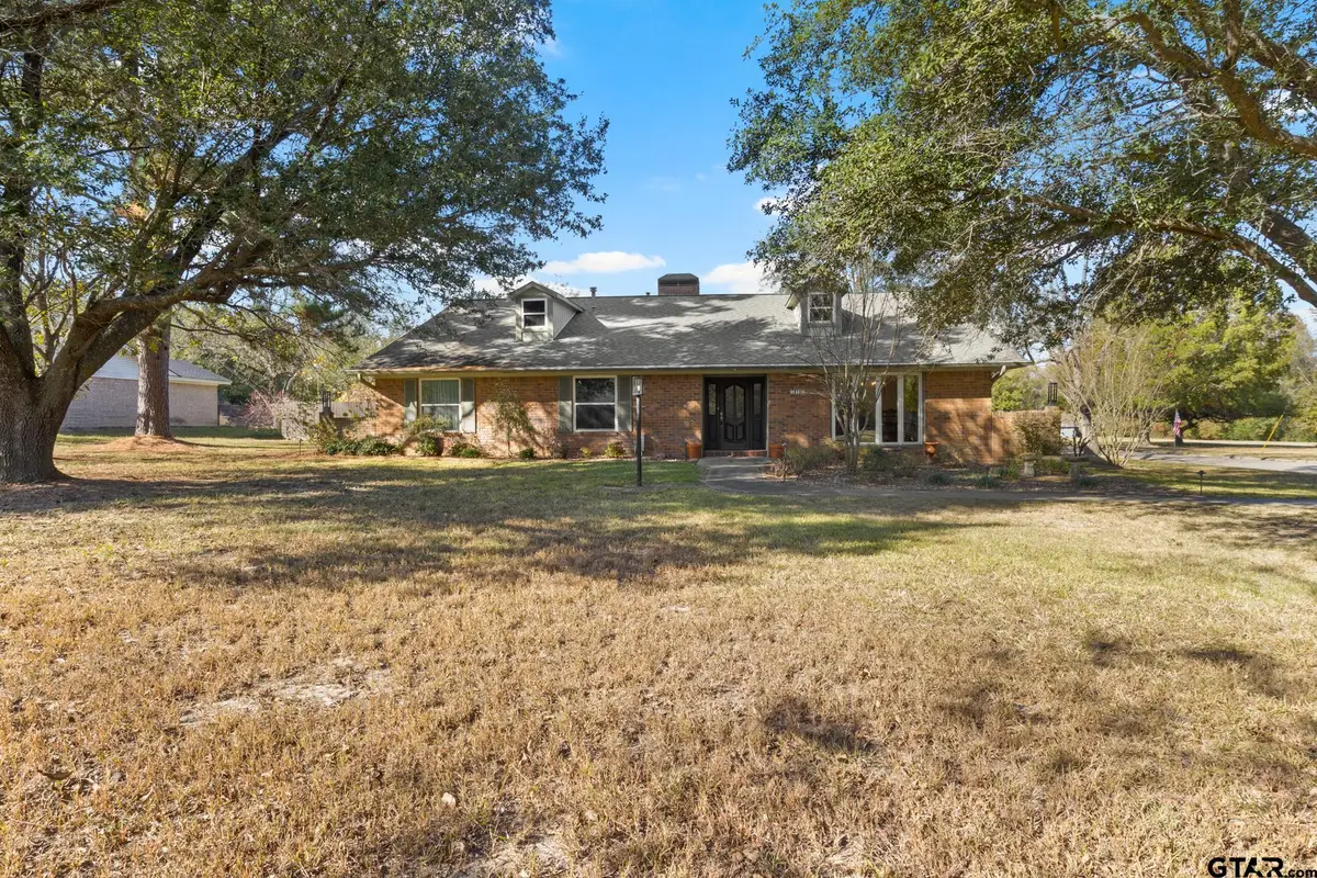 110 Magnolia St, Pittsburg, TX 75686 - Image #1