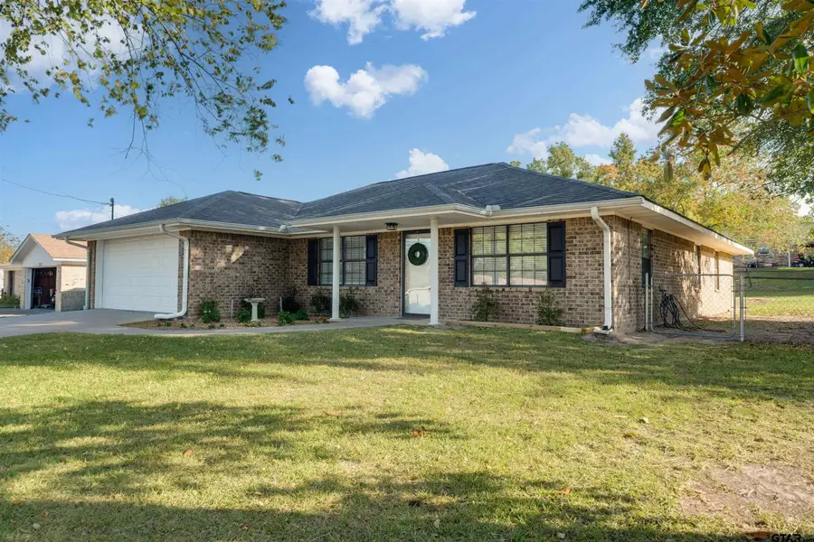 216 Thomas Rd, Palestine, TX 75803 - Image #3