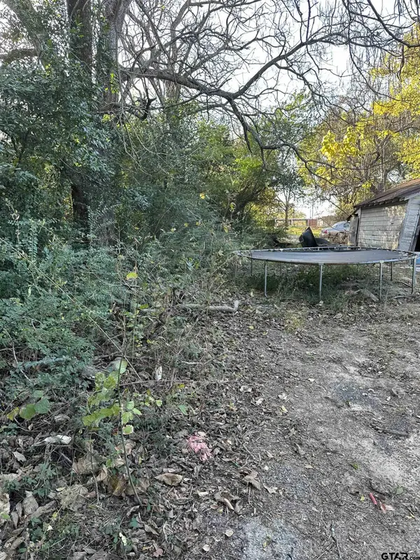 1914 N Spring Ave., Tyler, TX 75702