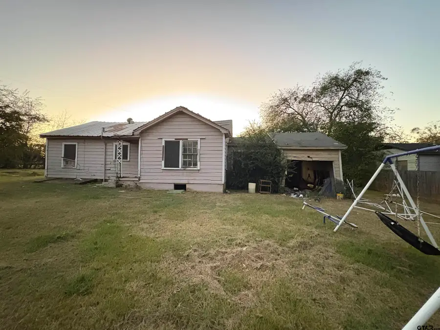 318 Terry St., Pittsburg, TX 75686 - Image #2