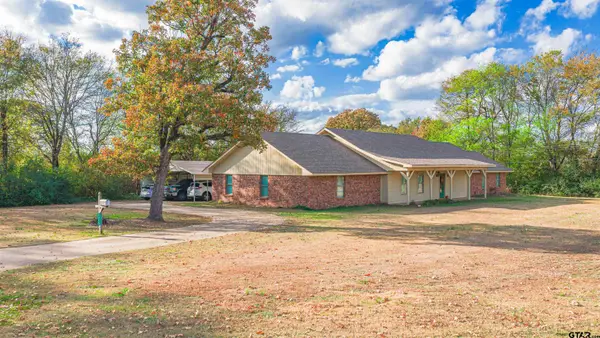 2370 CR 3314, Omaha, TX 75571