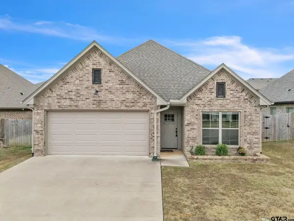 820 Lindsey Ln, Whitehouse, TX 75791