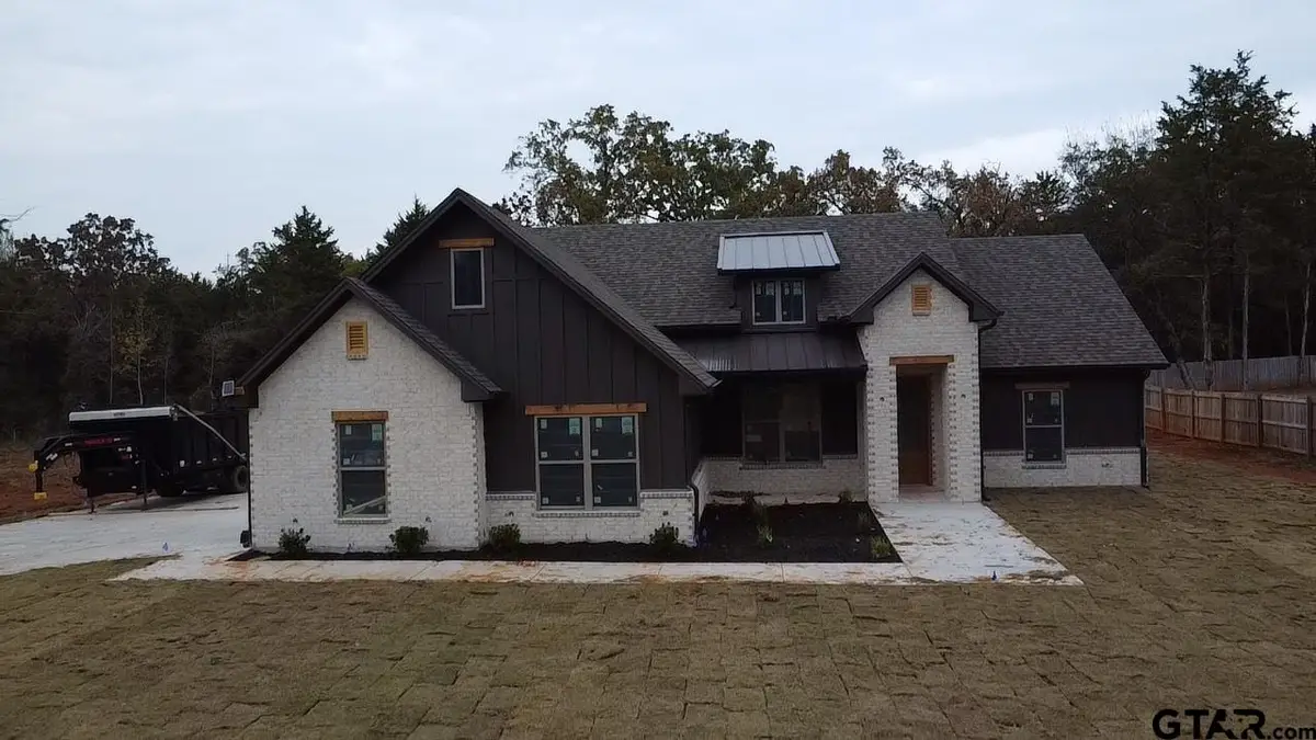 19446 Cedarpark Place, Lindale, TX 75771 - Image #1