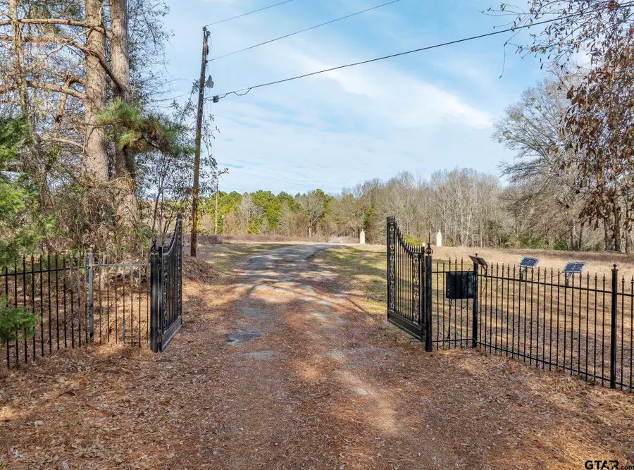 18186 C R 2195 (Maji Rd), Whitehouse, TX 75791 - Image #2