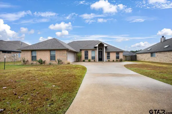 2065 Yasmeen Circle, Flint, TX 75762