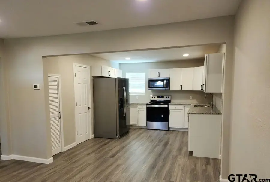 402 W. Carolina St, Palestine, TX 75803 - Image #3