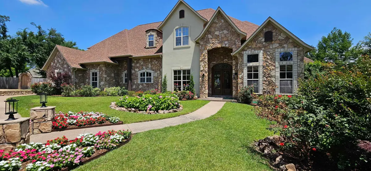 2017 Hollystone, Tyler, TX 75703 - Image #1