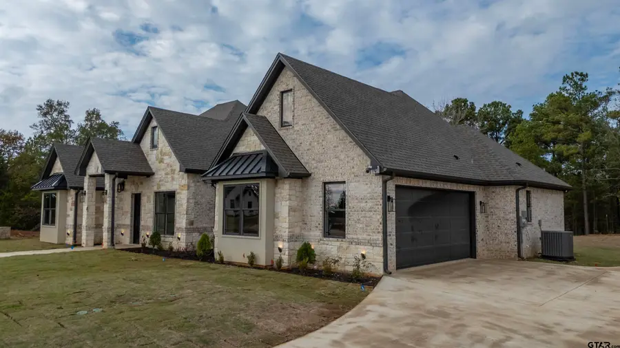 12342 Oak Grove Dr., Lindale, TX 75706 - Image #2