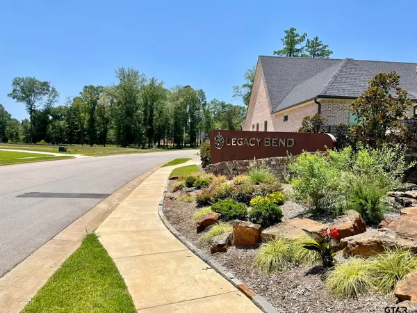 7248 Cherryhill Dr, Tyler, TX 75703