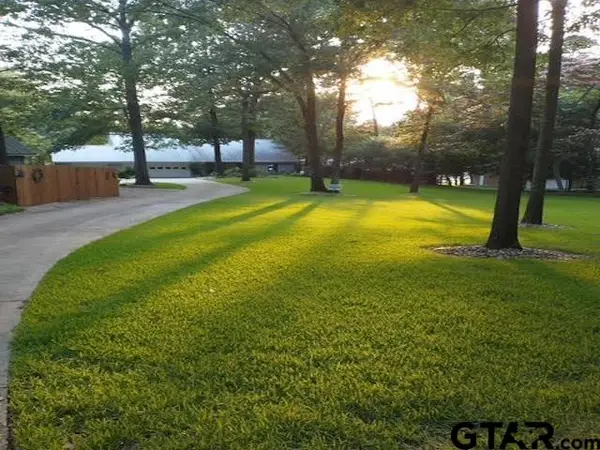 190 County Road 2452, Pittsburg, TX 75686