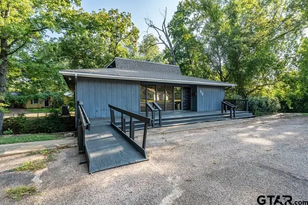 606 Brookside Dr, Jacksonville, TX 75766