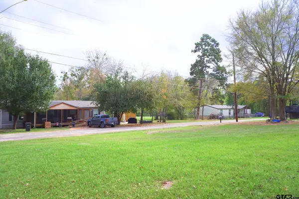 5000 Woodcastle, Chandler, TX 75758