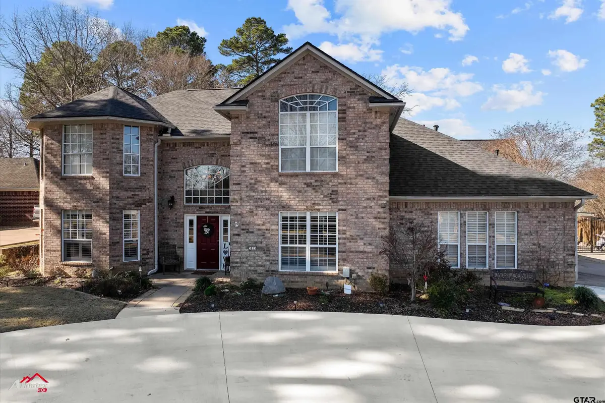 3815 Holly Ridge Dr, Longview, TX 75605 - Image #1