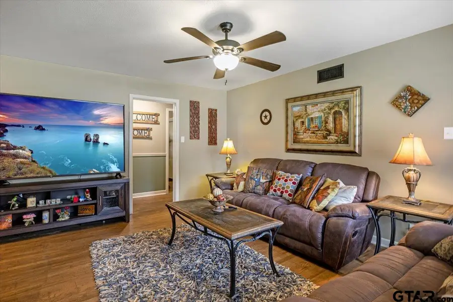 2216 Pleasent Dr, Tyler, TX 75701 - Image #3