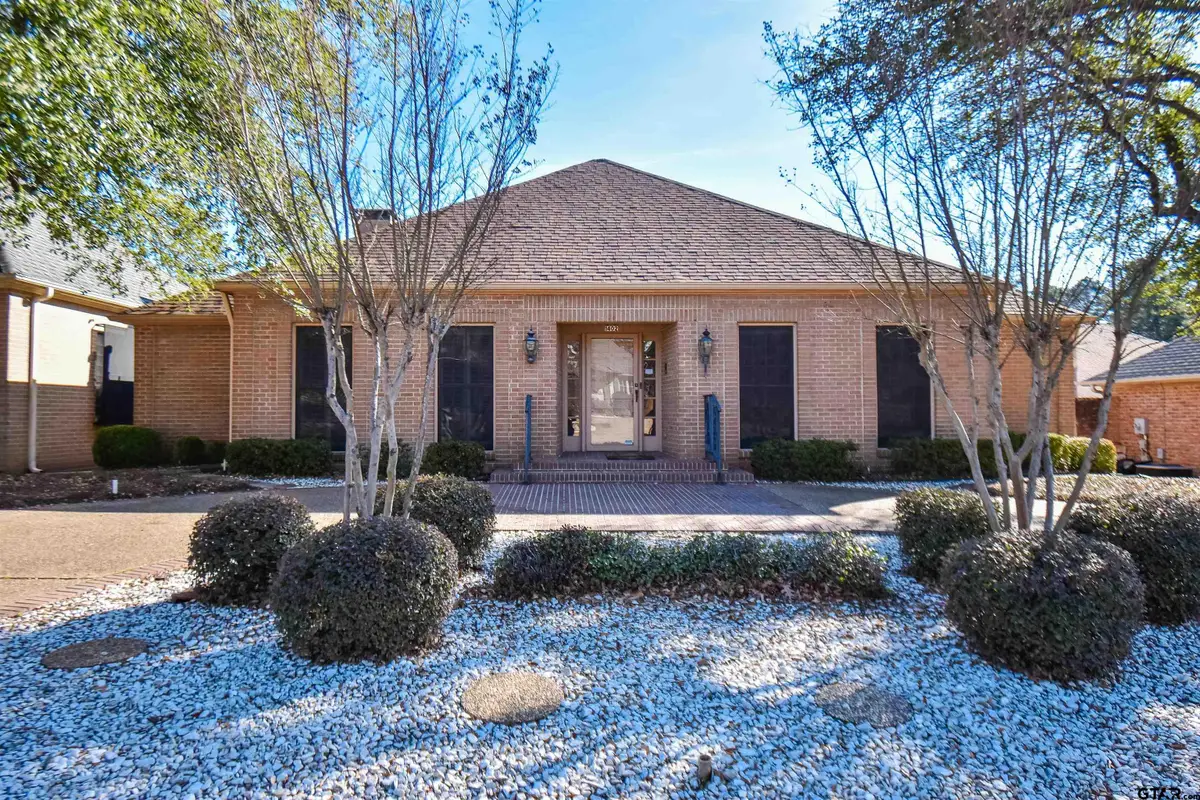 1402 Mary Lee Lane, Longview, TX 75601 - Image #1