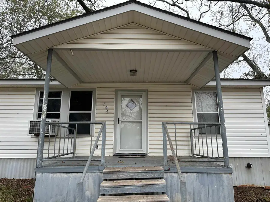 305 E Front St., Arp, TX 75750 - Image #2