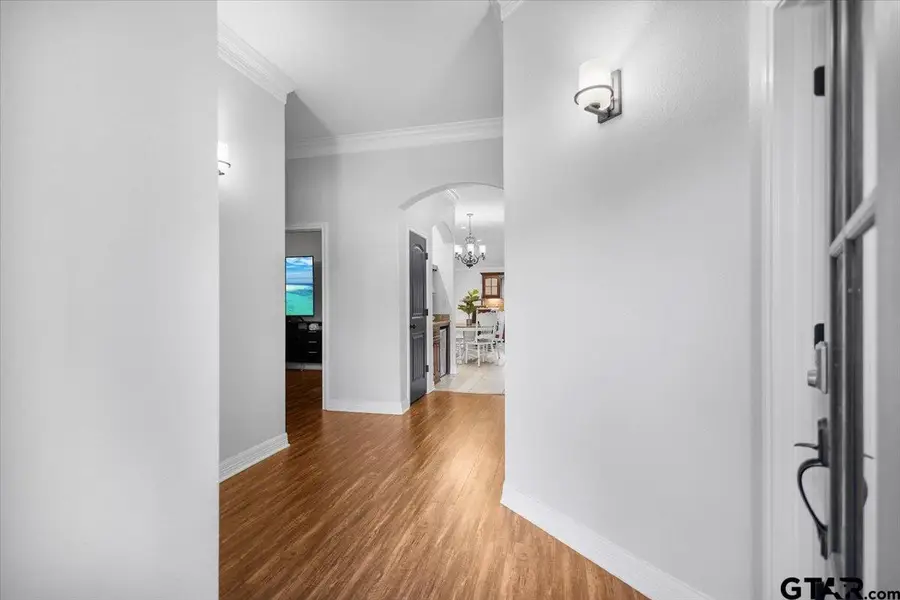 1599 Skidmore Lane, Tyler, TX 75703 - Image #2