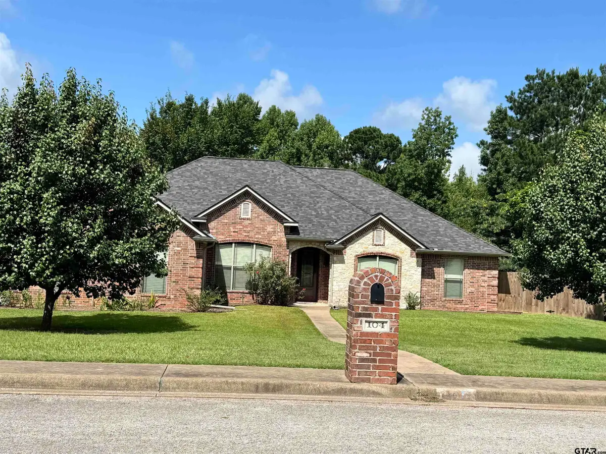 104 Penbrook St., Henderson, TX 75654 - Image #1