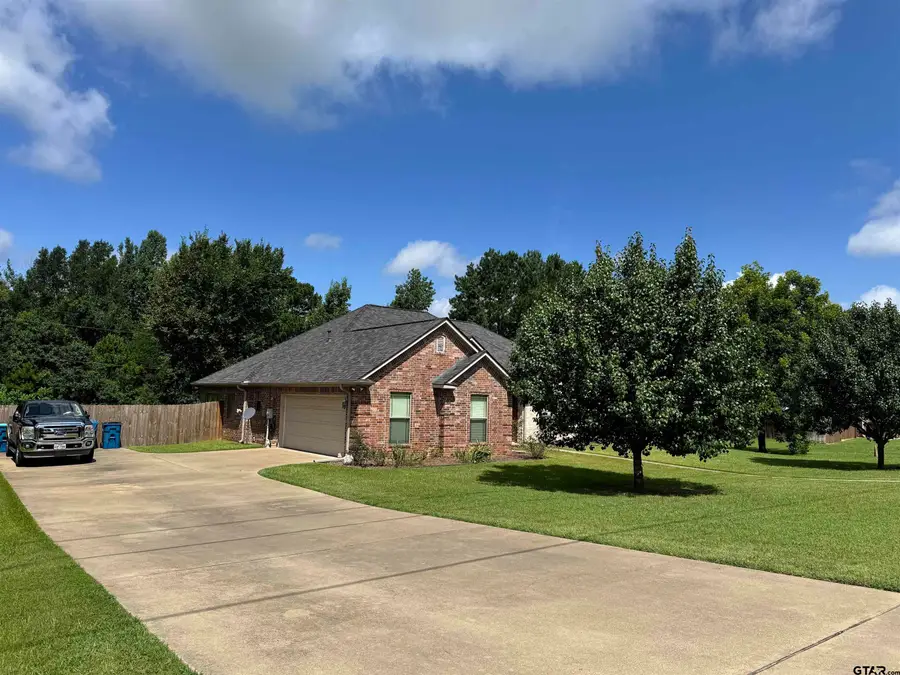 104 Penbrook St., Henderson, TX 75654 - Image #2