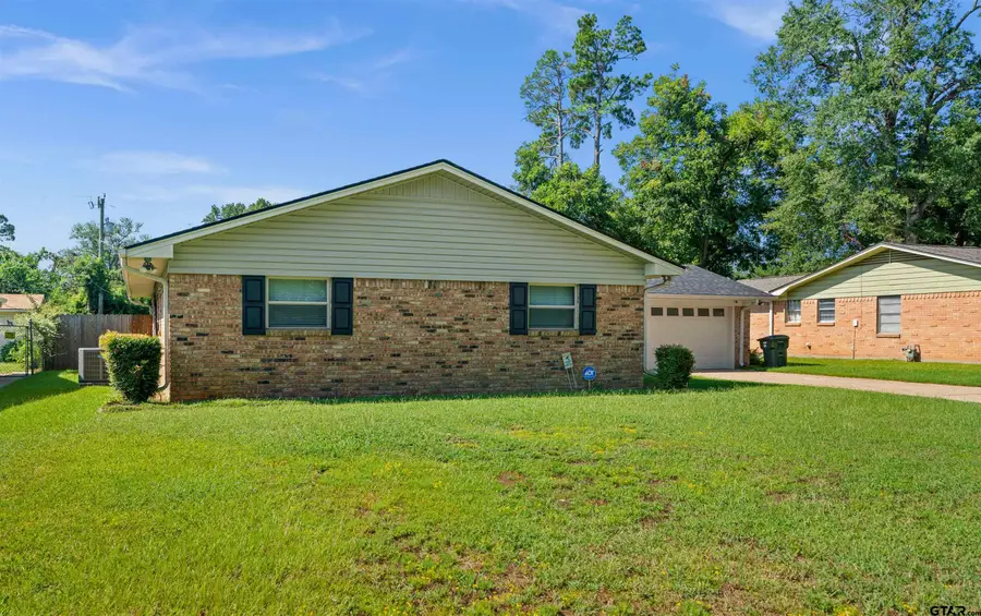 2331 Hunter St, Tyler, TX 75701 - Image #2