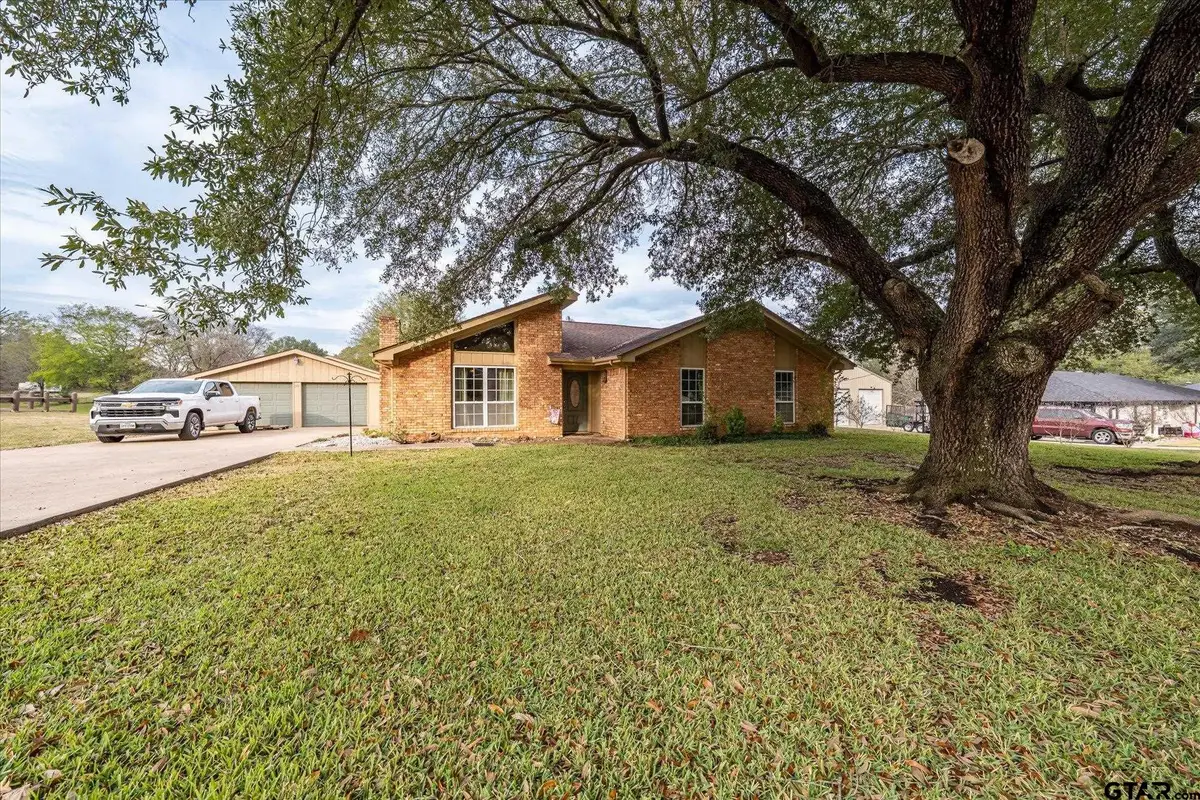 287 Hollybrook Dr., Kilgore, TX 75662 - Image #1