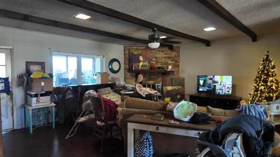 205 W Parkdale, Whitehouse, TX 75791 - #2