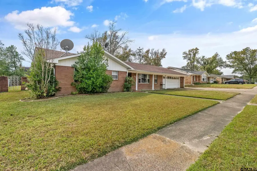 213 E Sheridan, Tyler, TX 75701 - Image #2