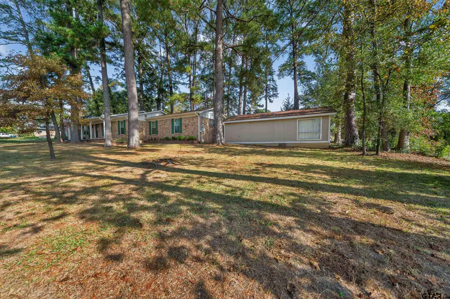 914 Forest Trail, Jacksonville, TX 75766 - Image #3