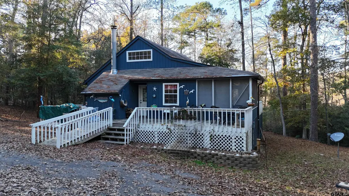 215 Peachtree Lane, Holly Lake Ranch, TX 75765 - Image #1