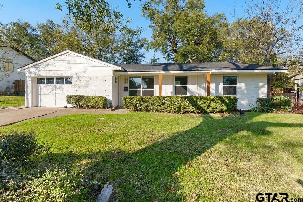 2424 E Devine St, Tyler, TX 75701 - Image #1