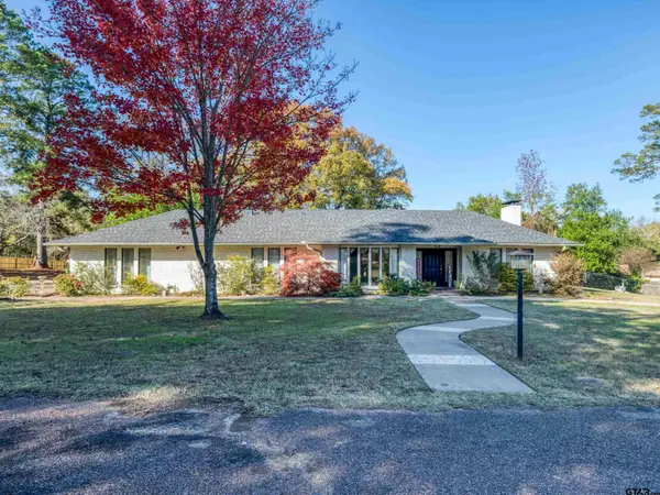 8212 Cambridge Rd, Tyler, TX 75703