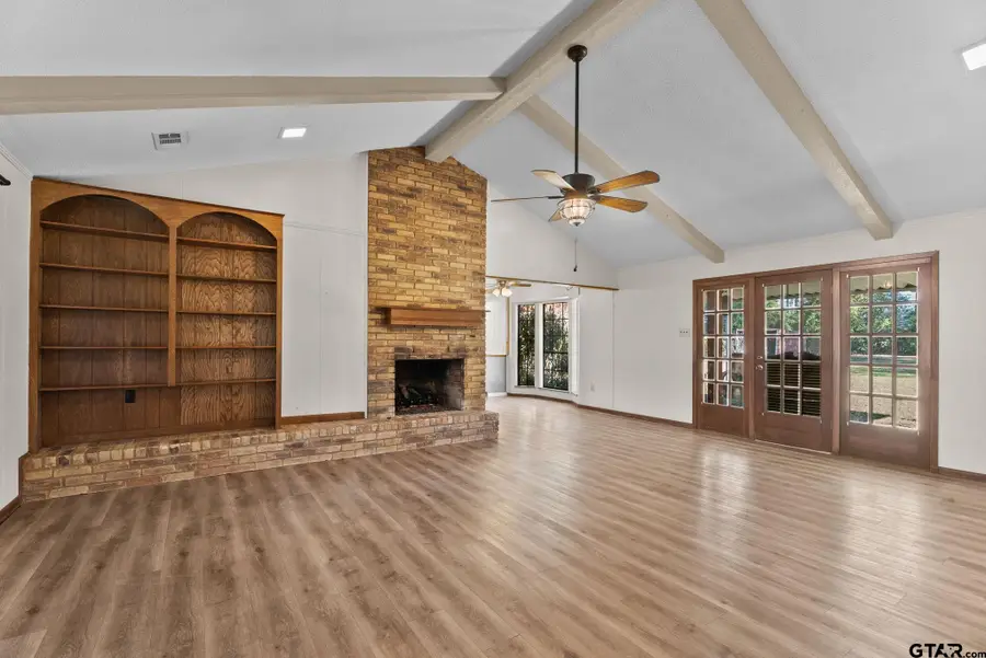 2671 Pineview Dr, Tyler, TX 75704 - Image #2