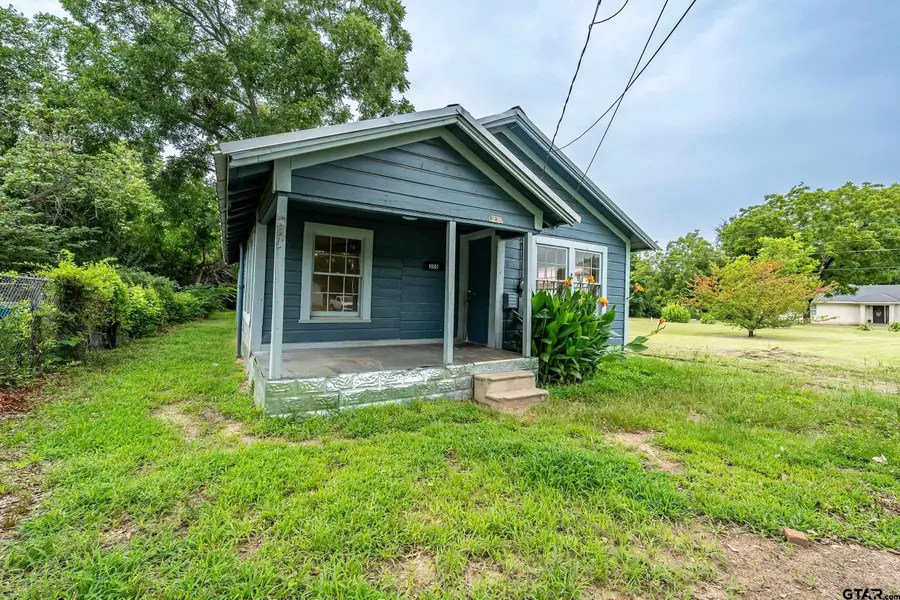 306 Dorothy Street, Jacksonville, TX 75766 - Image #2