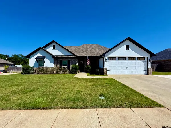 803 Sunny Meadows, Whitehouse, TX 75791