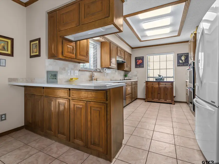 323 Hideaway Lane East, Hideaway, TX 75771 - Image #3