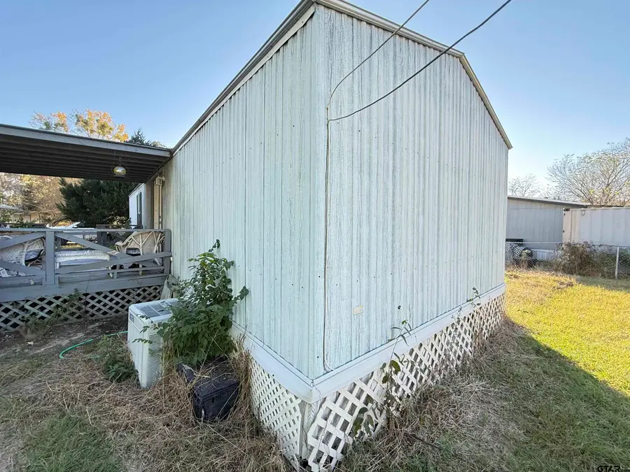 5333 Skyline Dr, Chandler, TX 75758 - Image #2