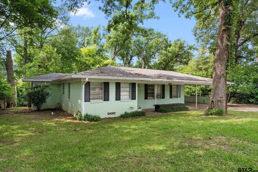 2811 Rollingwood Drive, Tyler, TX 75701 - Image #2