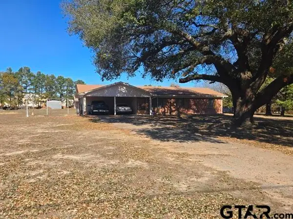 2935 Monroe, Longview, TX 75602