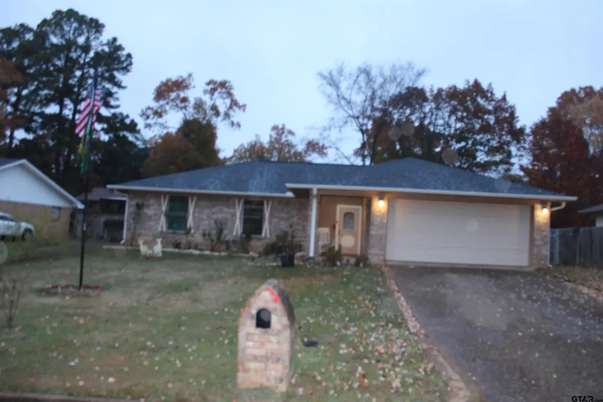 1605 BOWIE CIRCLE, Tyler, TX 75701 - Image #1